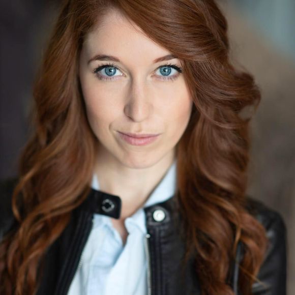 Meet your Posher, Julia - Picture 1 of 1